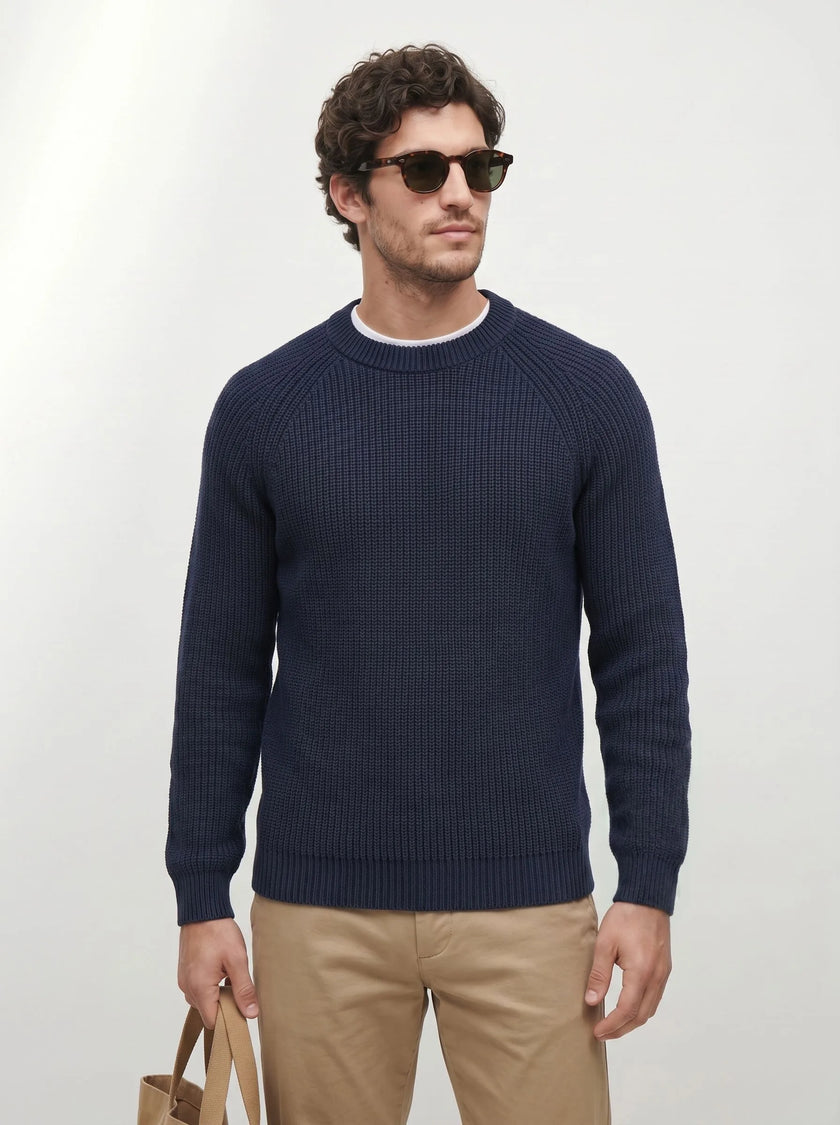 BVM KN SWT 005 NVY 03 half body front