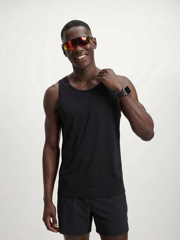 BVM TP TNK 001 BLK 03 half body front